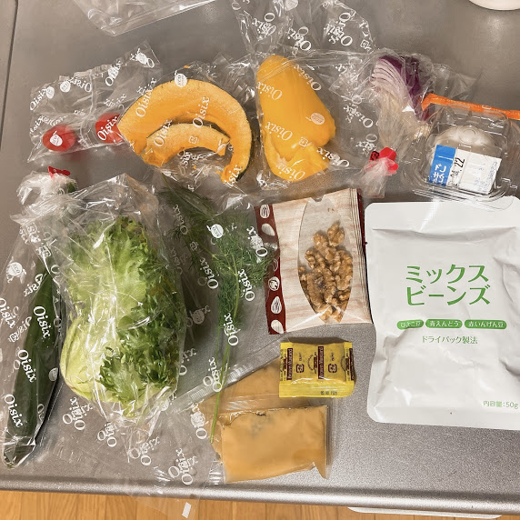 レイトン・ミースター、『ゴシップガール』の印象のせいで夫アダムに誤解されていた フロントロウ 海外セレブ＆海外